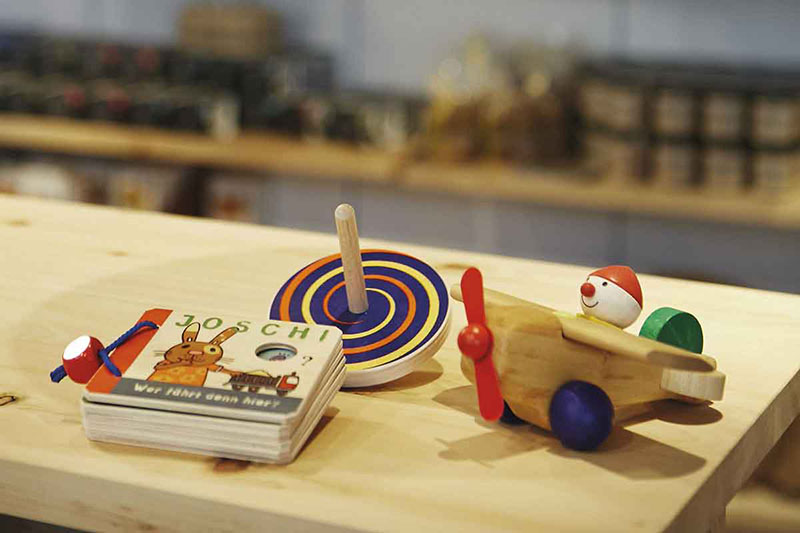 Handwerkliches für Küche, Schreibtisch und Kinderzimmer – aus Papier, Stoff und Holz.
